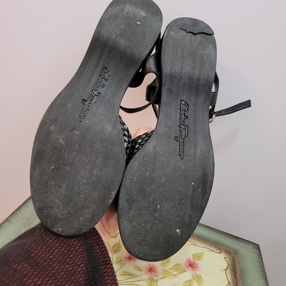 Salvatore Ferragamo Black Woven Leather 1 Inch Wedge Sandal Size 7 1/2 - Picture 6 of 12